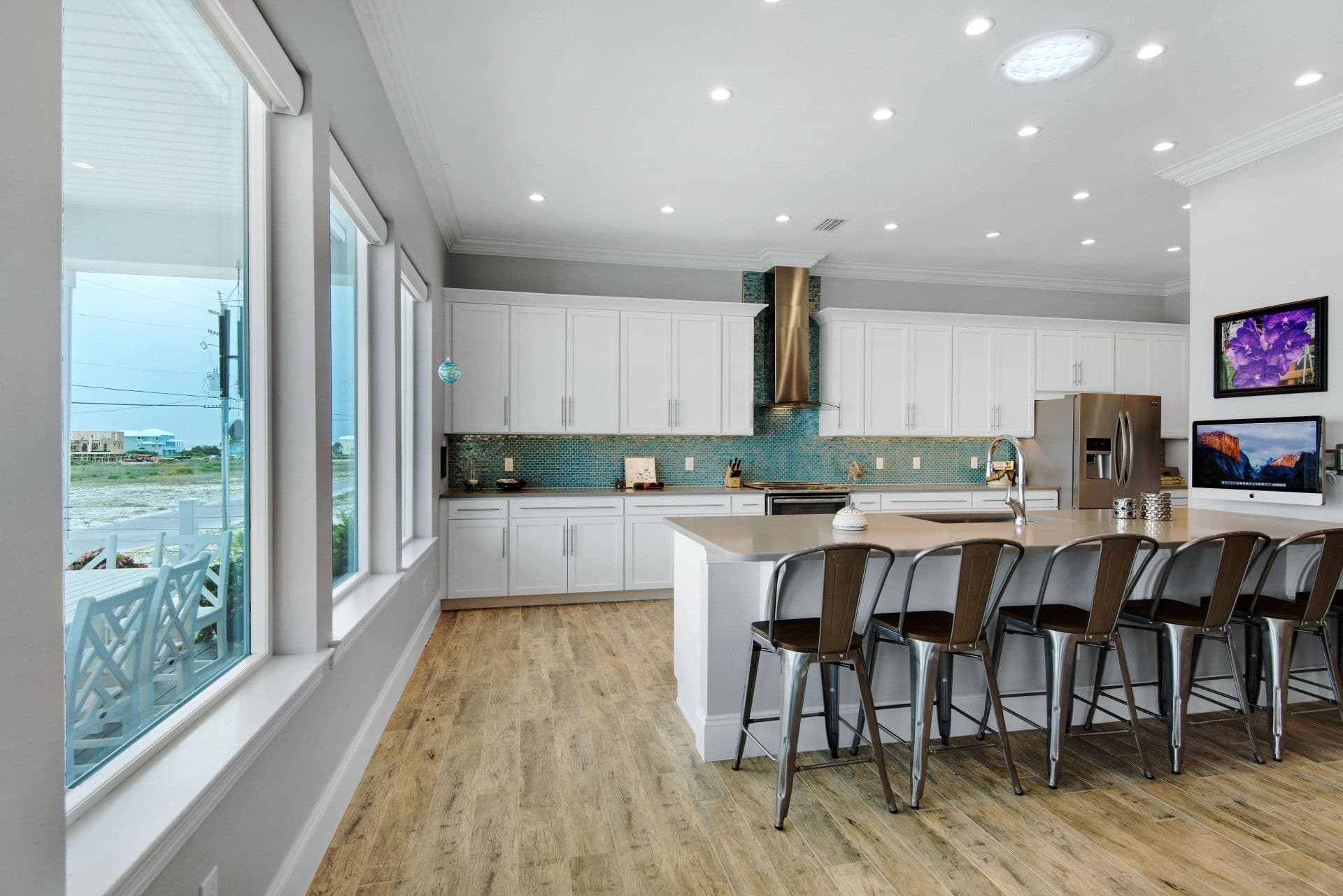 Daylight - San Diego Hero